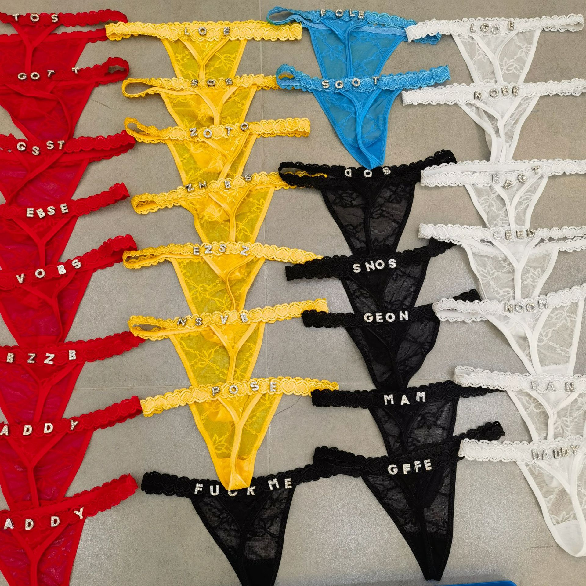 Customize Thongs Crystal Name  – Body Jewelry Chain Bewertung und Preis