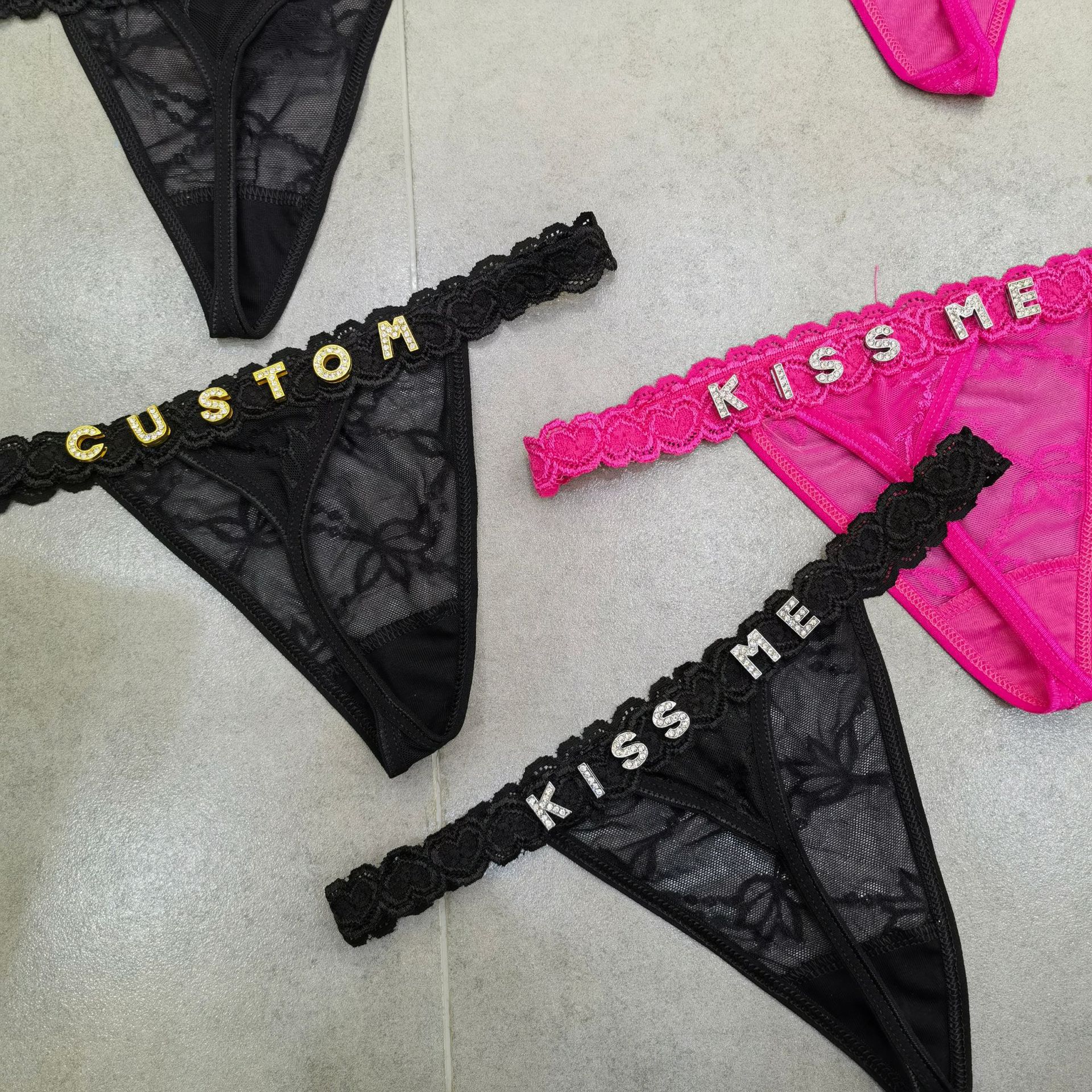 Customize Thongs Crystal Name  – Body Jewelry Chain Bewertung und Preis